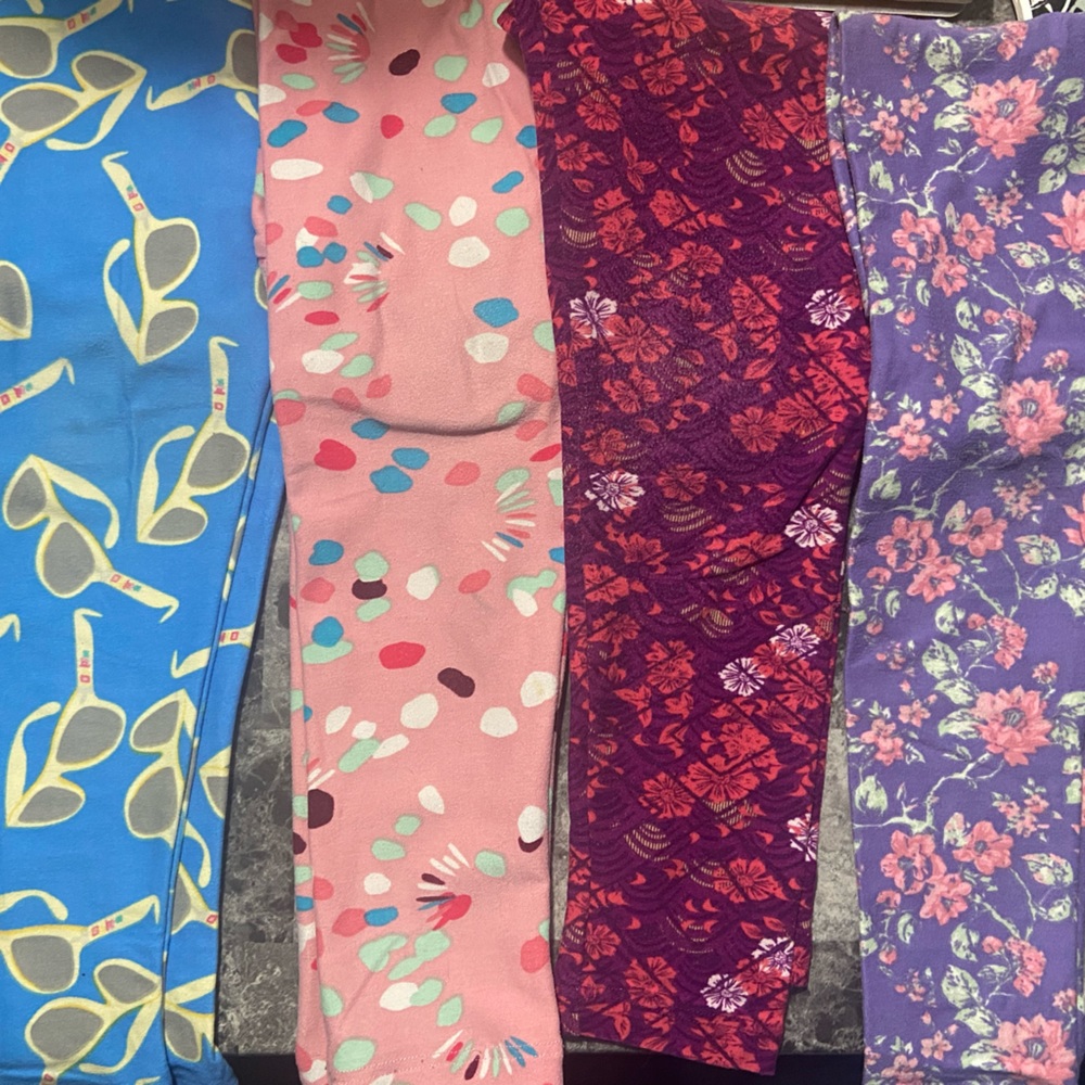 Lot of size S/M Lularoe leggings. Sunglasses, Floral